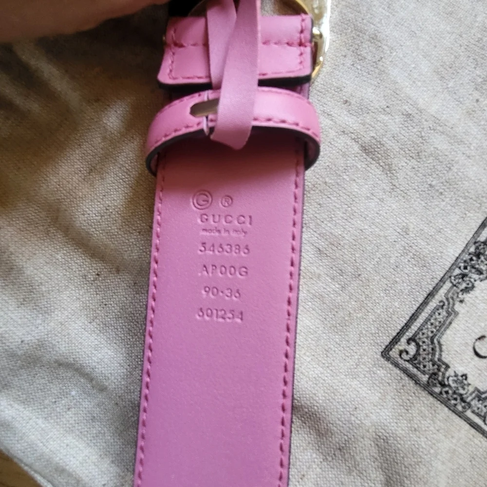 New Gucci Belt Leather Interlocking GG Buckle Gold Pink Belt..Authentic!!